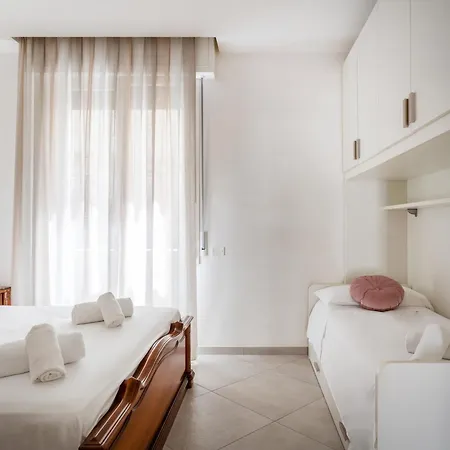 Relax With Parking - Il Lupo Affitta Cattolica