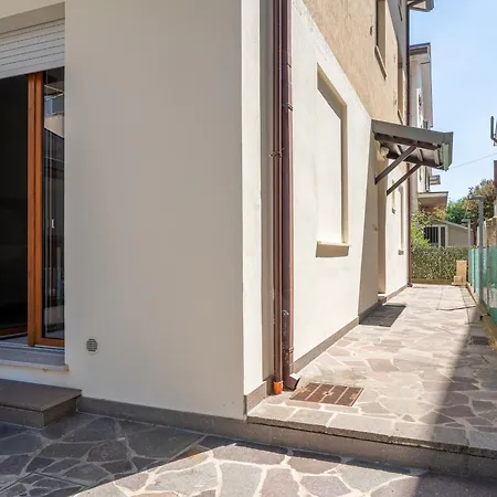 Relax With Parking - Il Lupo Affitta